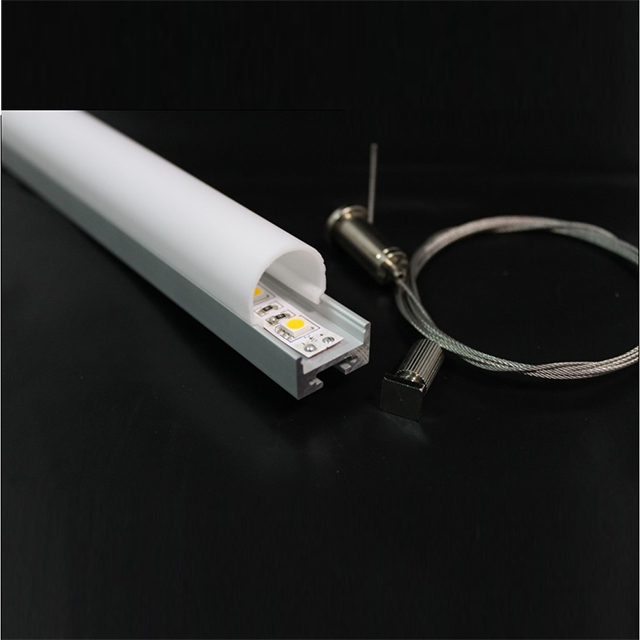 Profilo in alluminio LED W20.3mm*H27mm (larghezza interna 16.7mm).